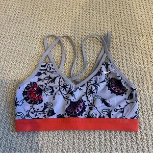 Nike Indy Strappy Sports Bra